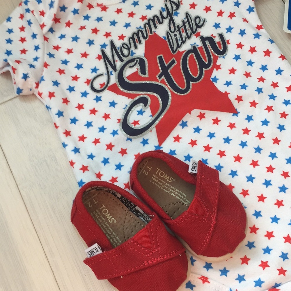 NWOT TOMS infant shoes
